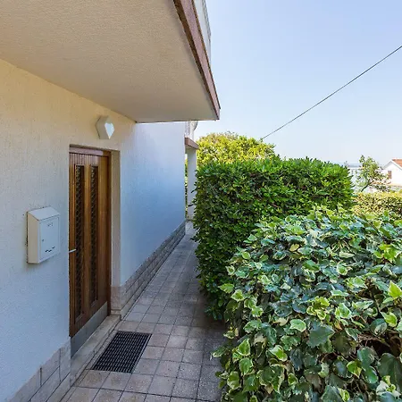 Apartament Charmantes Nur 230 Meter Zum Sandstrand Mit Meerblick, Wifi, Parkplatz *