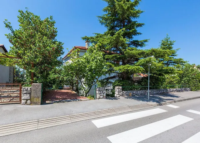 Lejlighed Charmantes Nur 230 Meter Zum Sandstrand Mit Meerblick, Wifi, Parkplatz